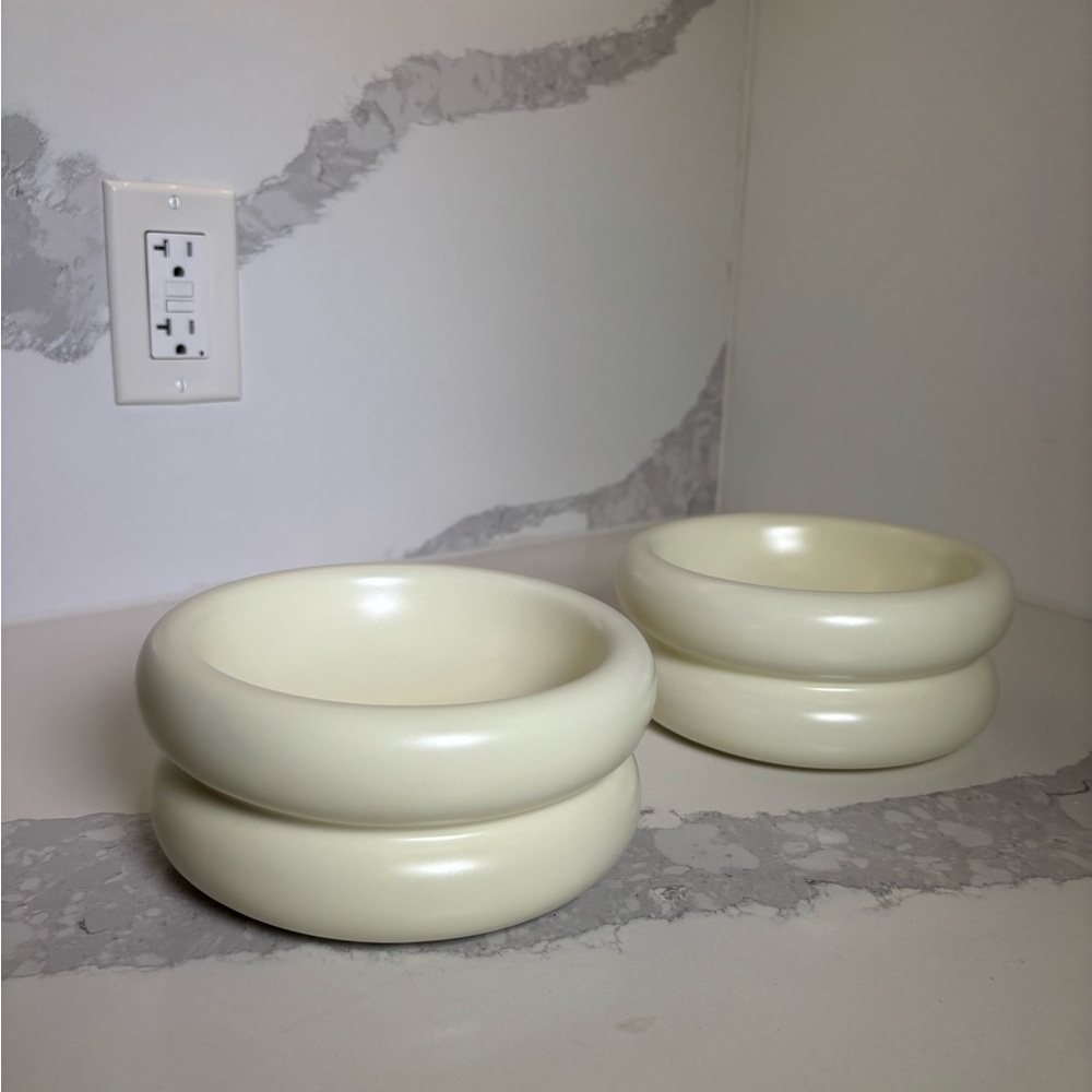 Set of 2 Cream Stacked Ceramic Bowls